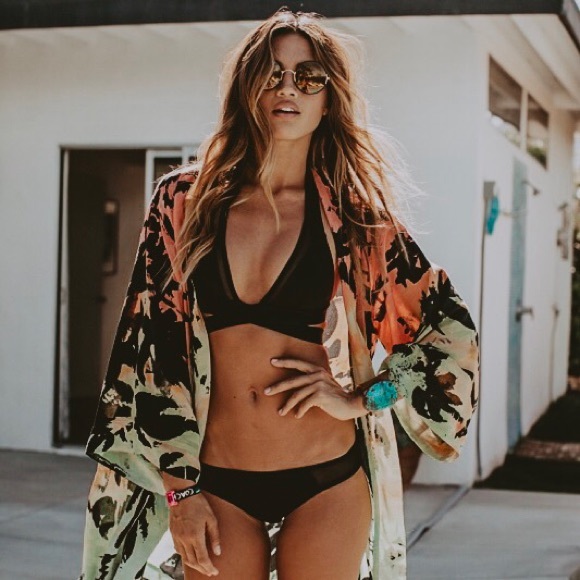 Blue Life Tops - *HOST PICK* Blue Life Palm Tree Kimono